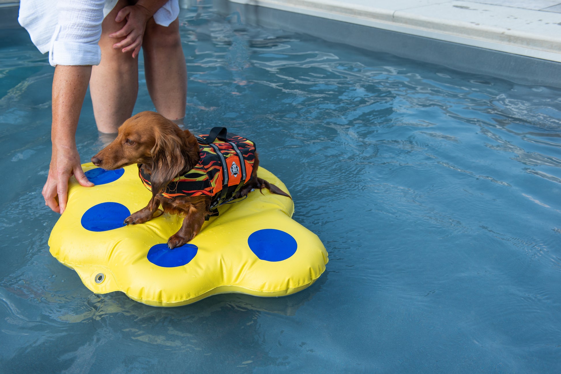 CLEARANCE Lazy Raft - Main Image